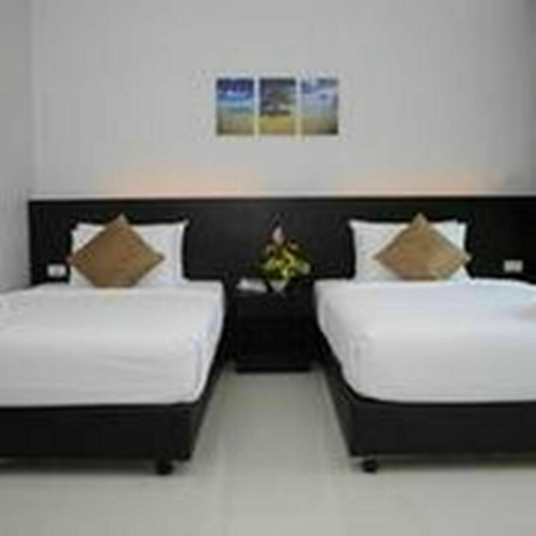 Naiyang Beach Hotel Sha Plus Phuket Zewnętrze zdjęcie