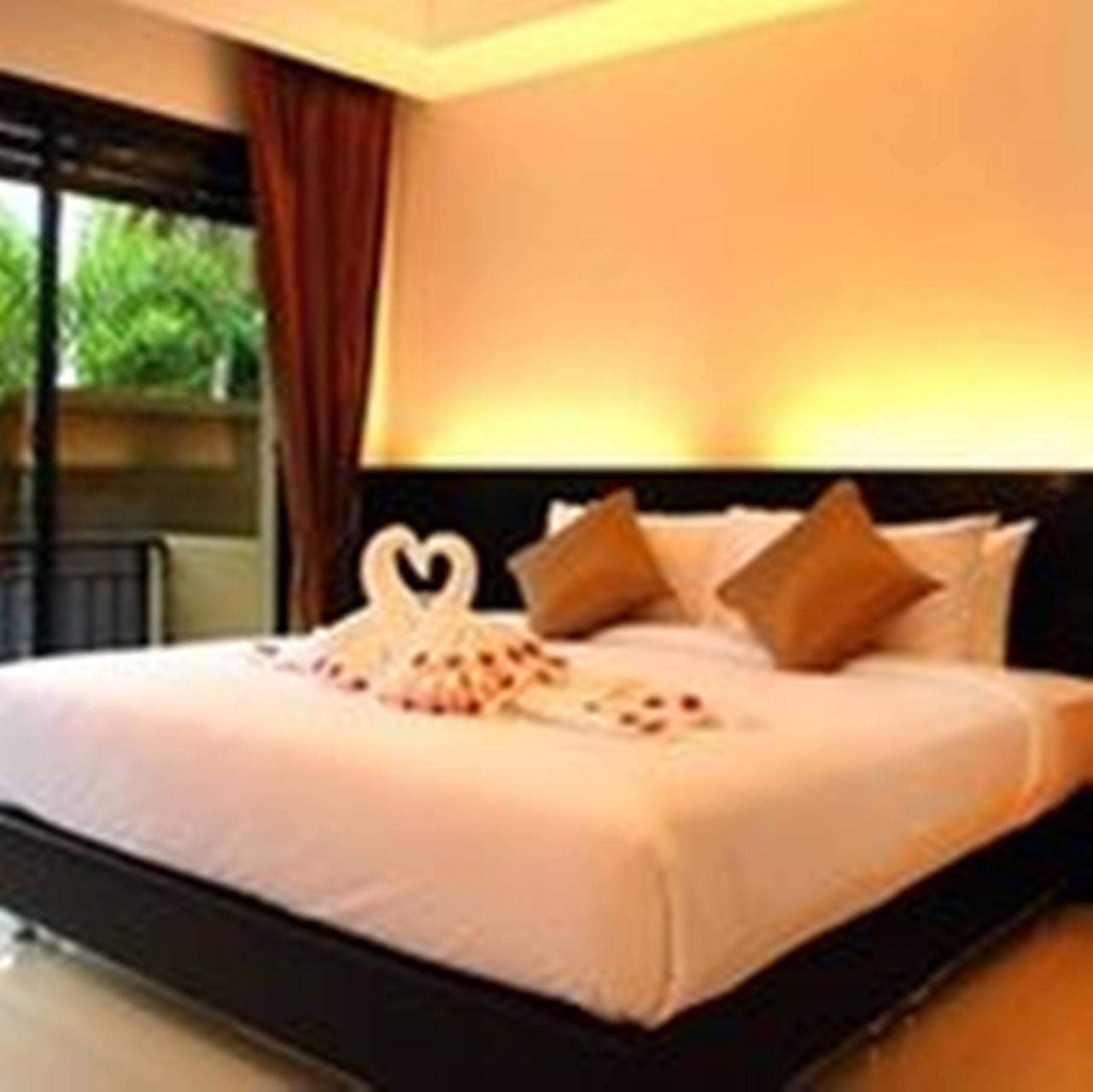 Naiyang Beach Hotel Sha Plus Phuket Zewnętrze zdjęcie